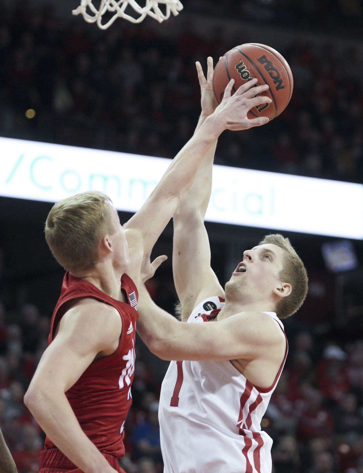 Badgers 82, Cornhuskers 68